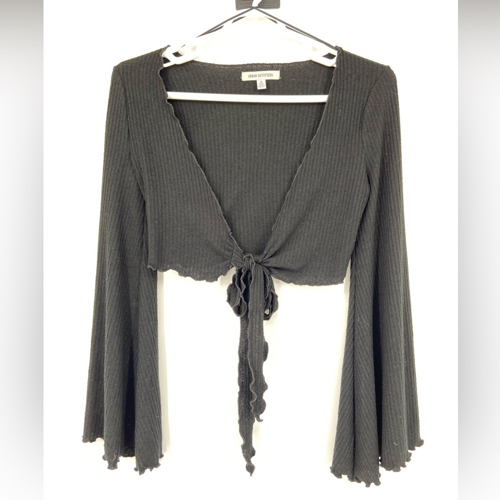 Urban Outfitters Knit Black Ribbed Tie Front Bell sleeve cropped top size Medium